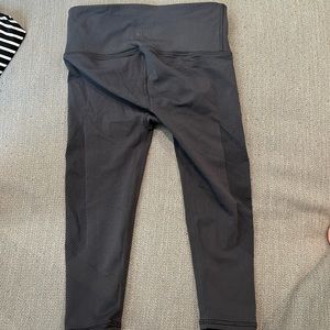 Lululemon cropped gray leggings